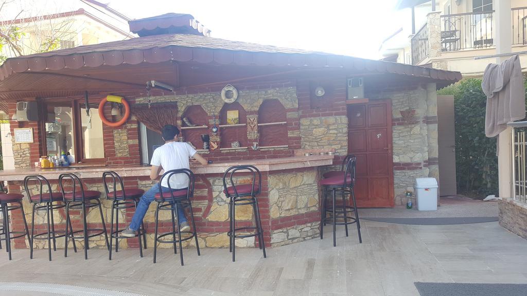 Burak Apart Hotel Fethiye Buitenkant foto